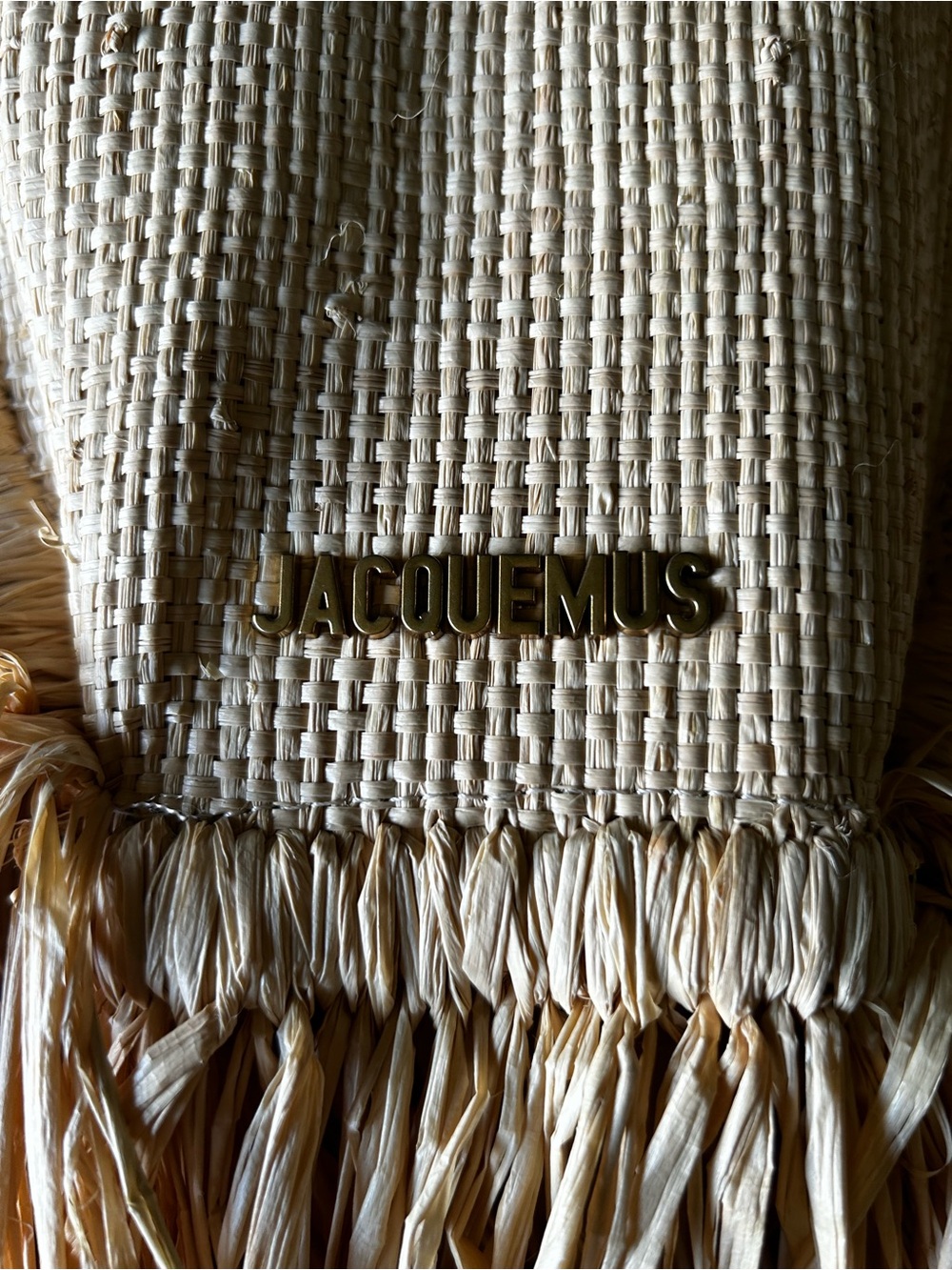 Jacquemus Le Petit Baci Handbag - Picture 4 of 7